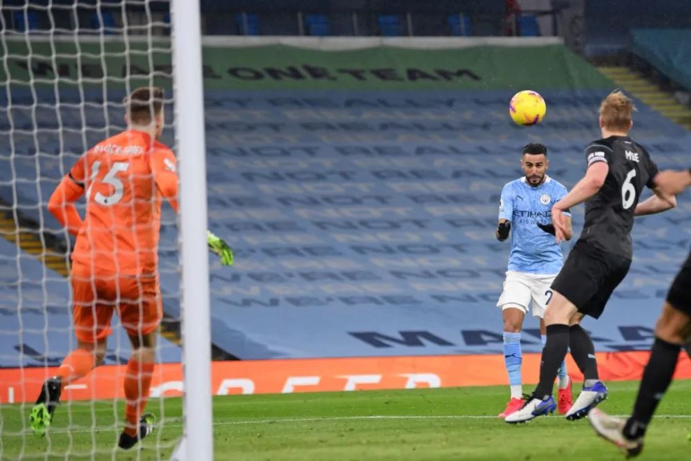 官方：意大利裁判马萨将执法欧冠第6轮巴萨vs法兰克福（官方确认：意大利裁判马萨将执法欧冠第六轮巴萨战法兰克福）