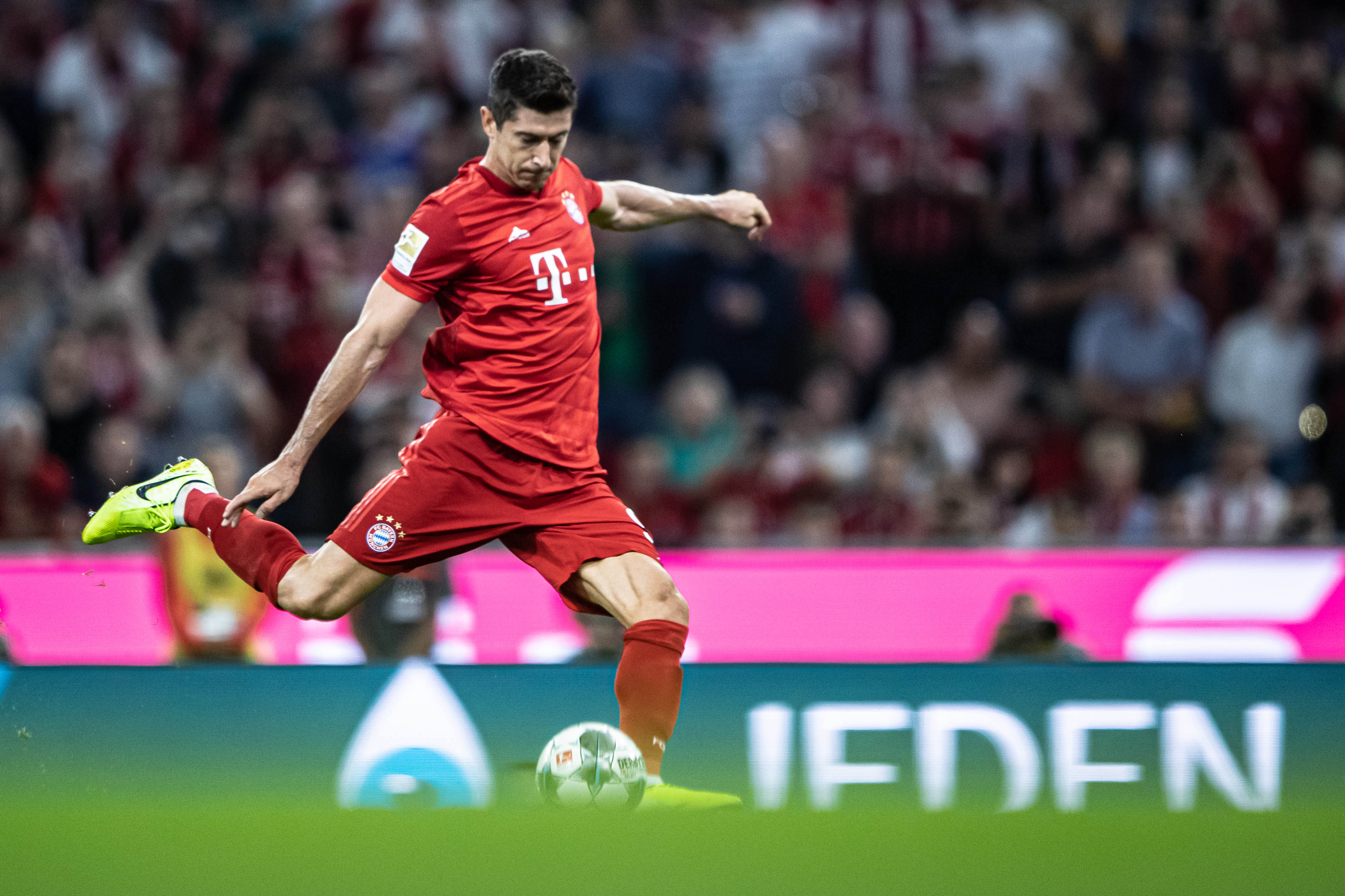 亚冠精英前瞻：林加德迎FC首尔告别战，墨尔本城亚冠赛场三连胜（亚冠看点：林加德告别FC首尔之战，墨尔本城斩获亚冠三连胜）