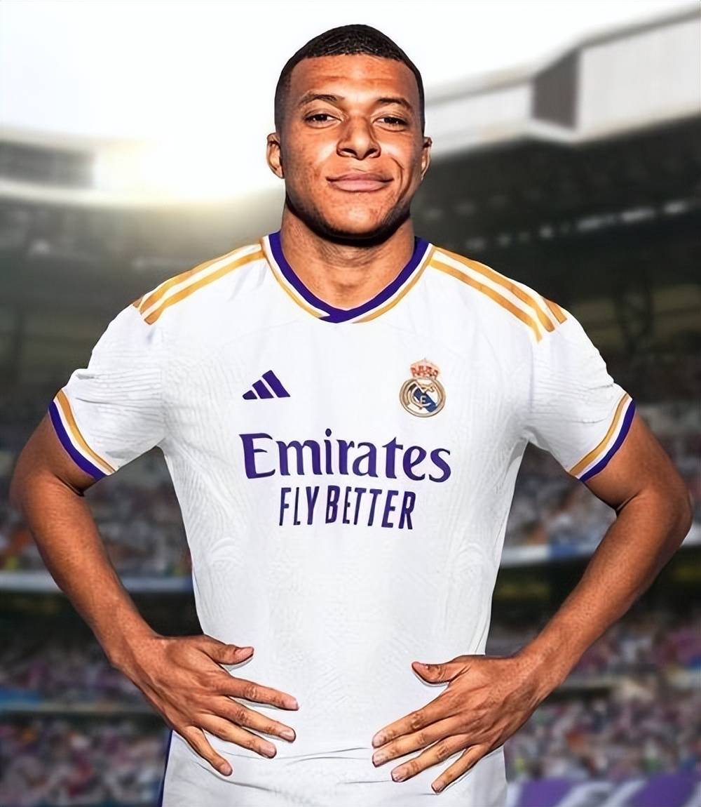 反对者抨击拉波尔塔：诺坎普还没完工，你们到底在庆祝什么？（质疑声指向拉波尔塔：诺坎普未竣工，庆祝的理由何在？）